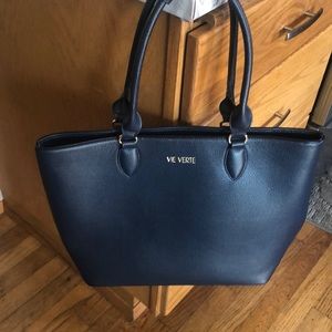 Like new vie verte handbag with bag large nice